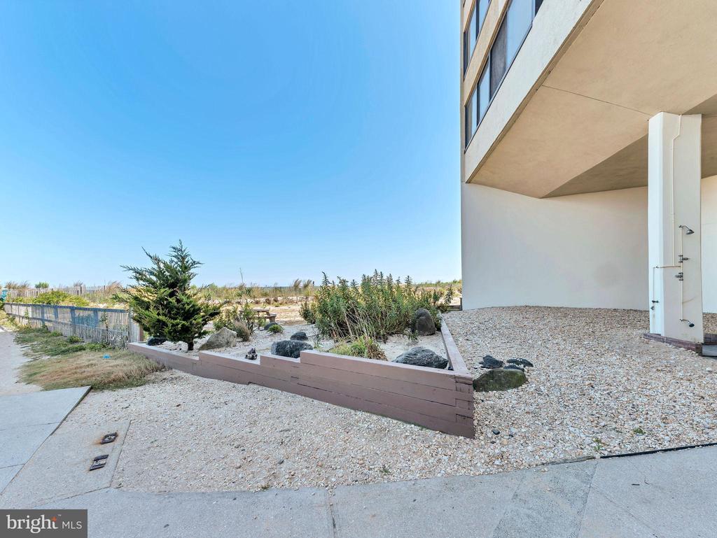 8500 COASTAL HIGHWAY 703