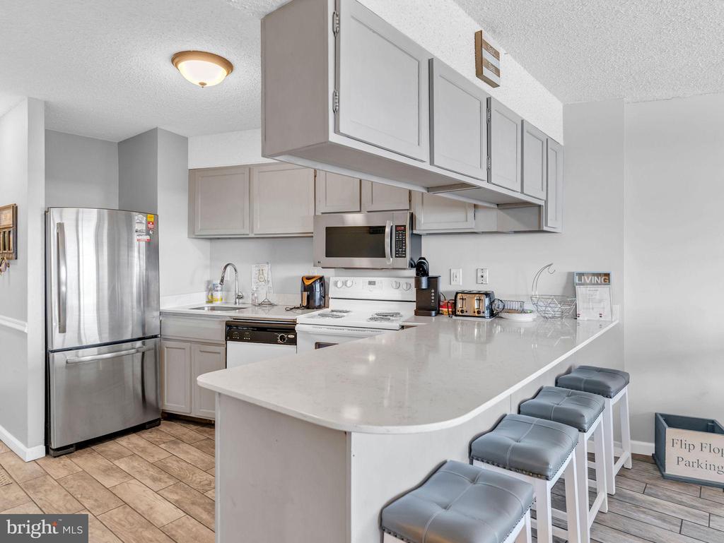 8500 COASTAL HIGHWAY 703