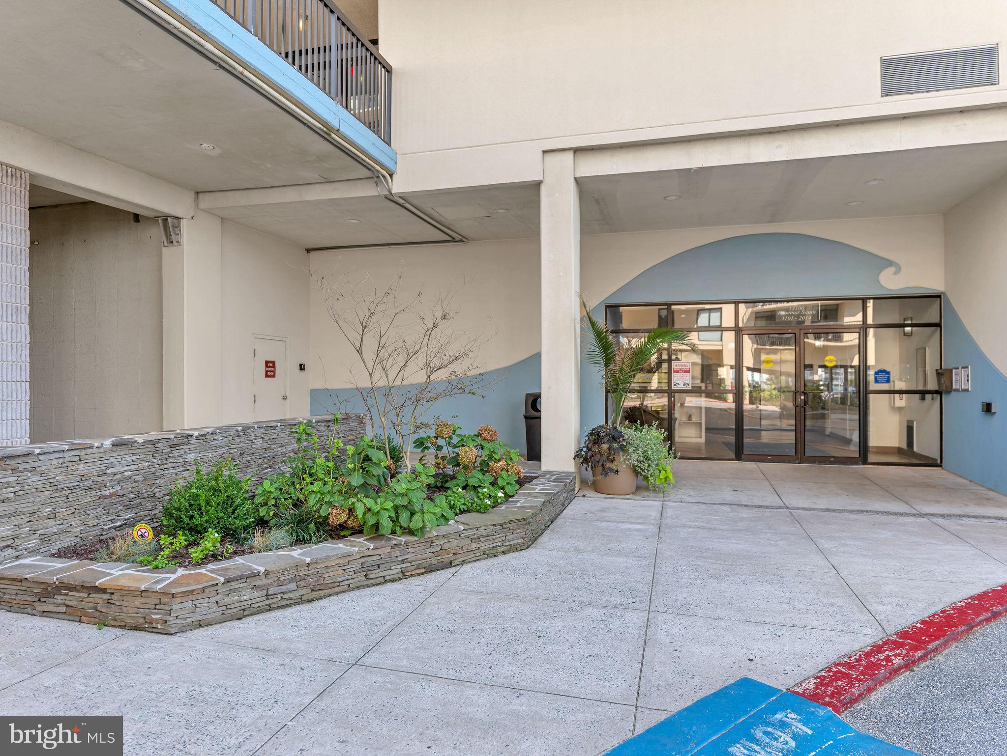 13100 COASTAL HIGHWAY 140802