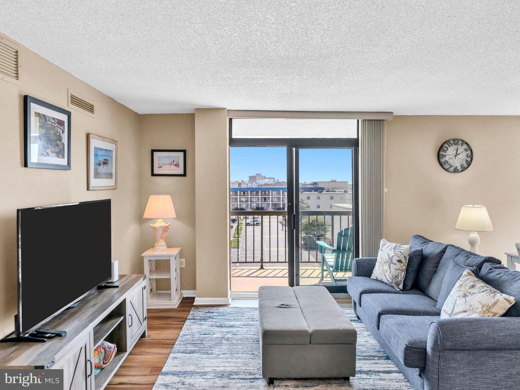 13100 COASTAL HIGHWAY 140802