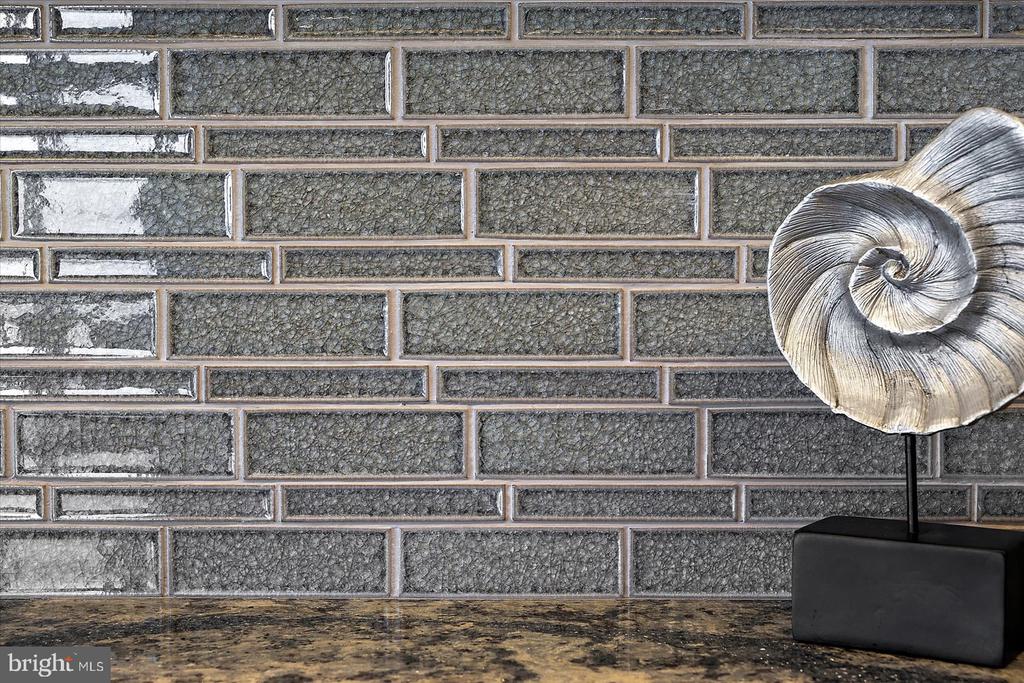 8307 ATLANTIC AVENUE 201
