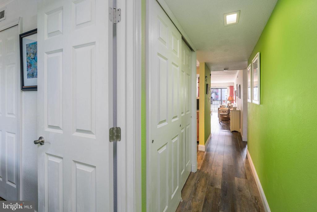4 123RD STREET 103