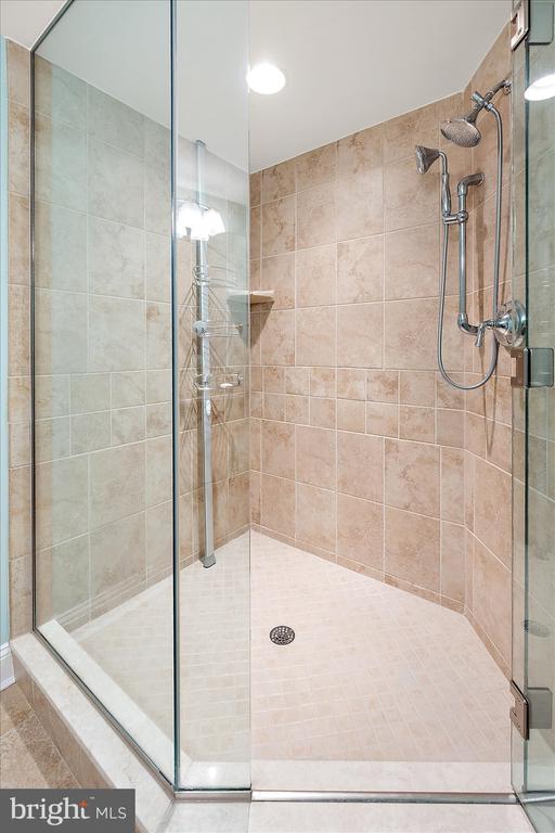 8 60TH STREET 302