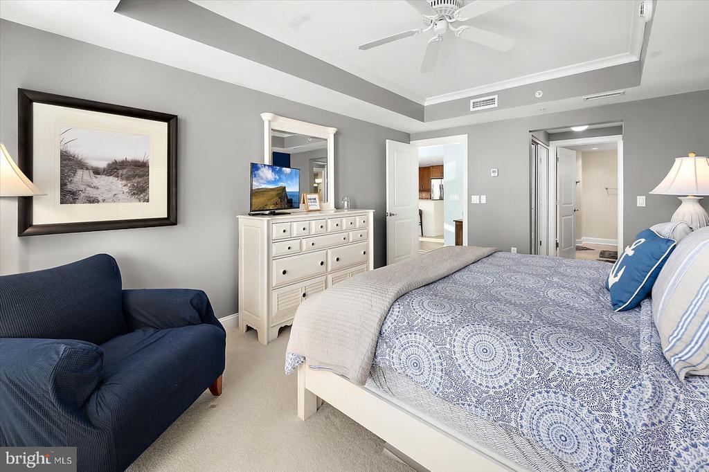 8 60TH STREET 302