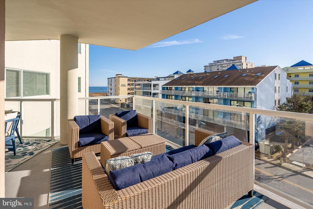 8 60TH STREET 302