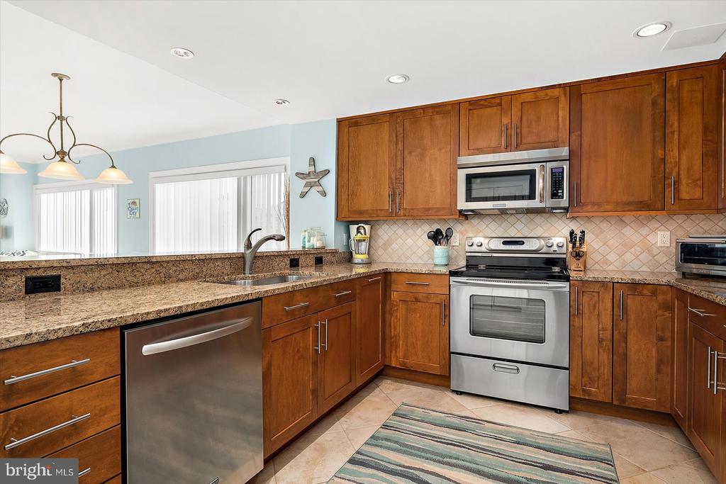 8 60TH STREET 302