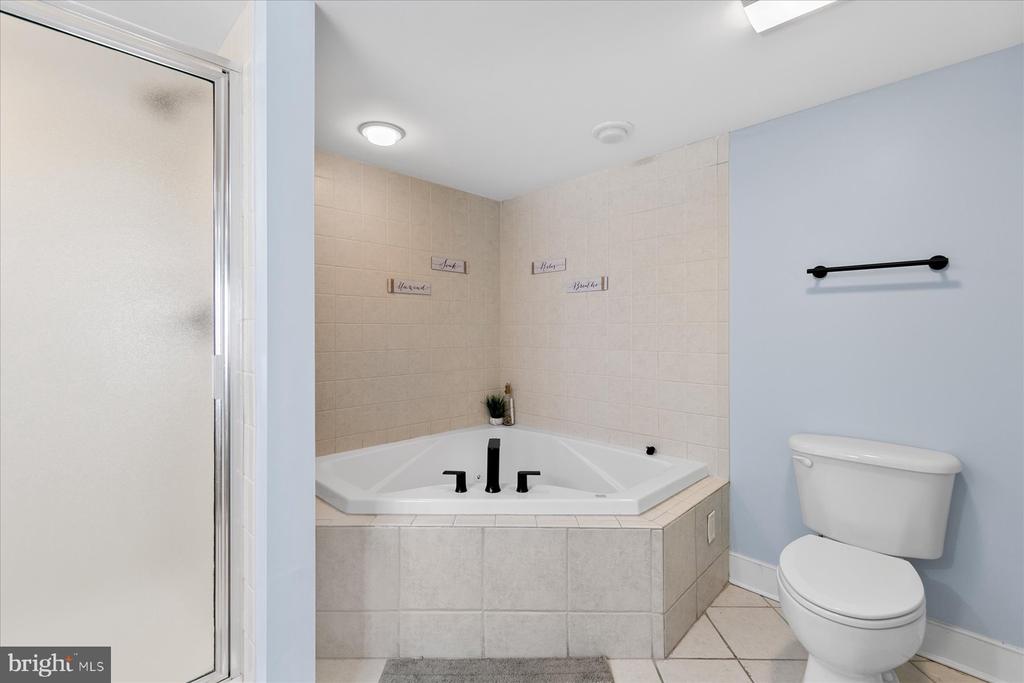 5405 COASTAL HIGHWAY 412