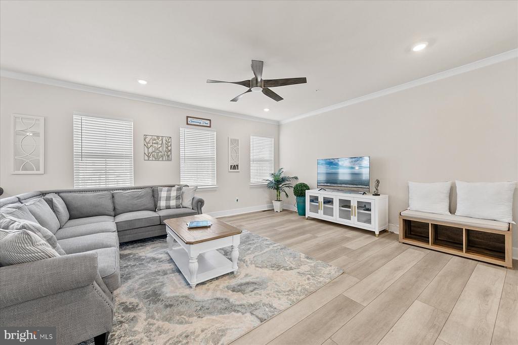 9503 SEASCAPE LANE 4