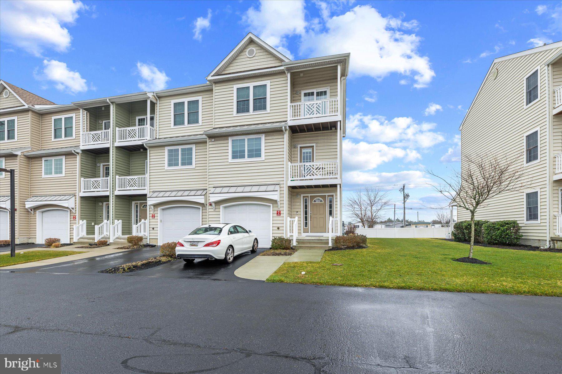 9823 GOLF COURSE ROAD 23