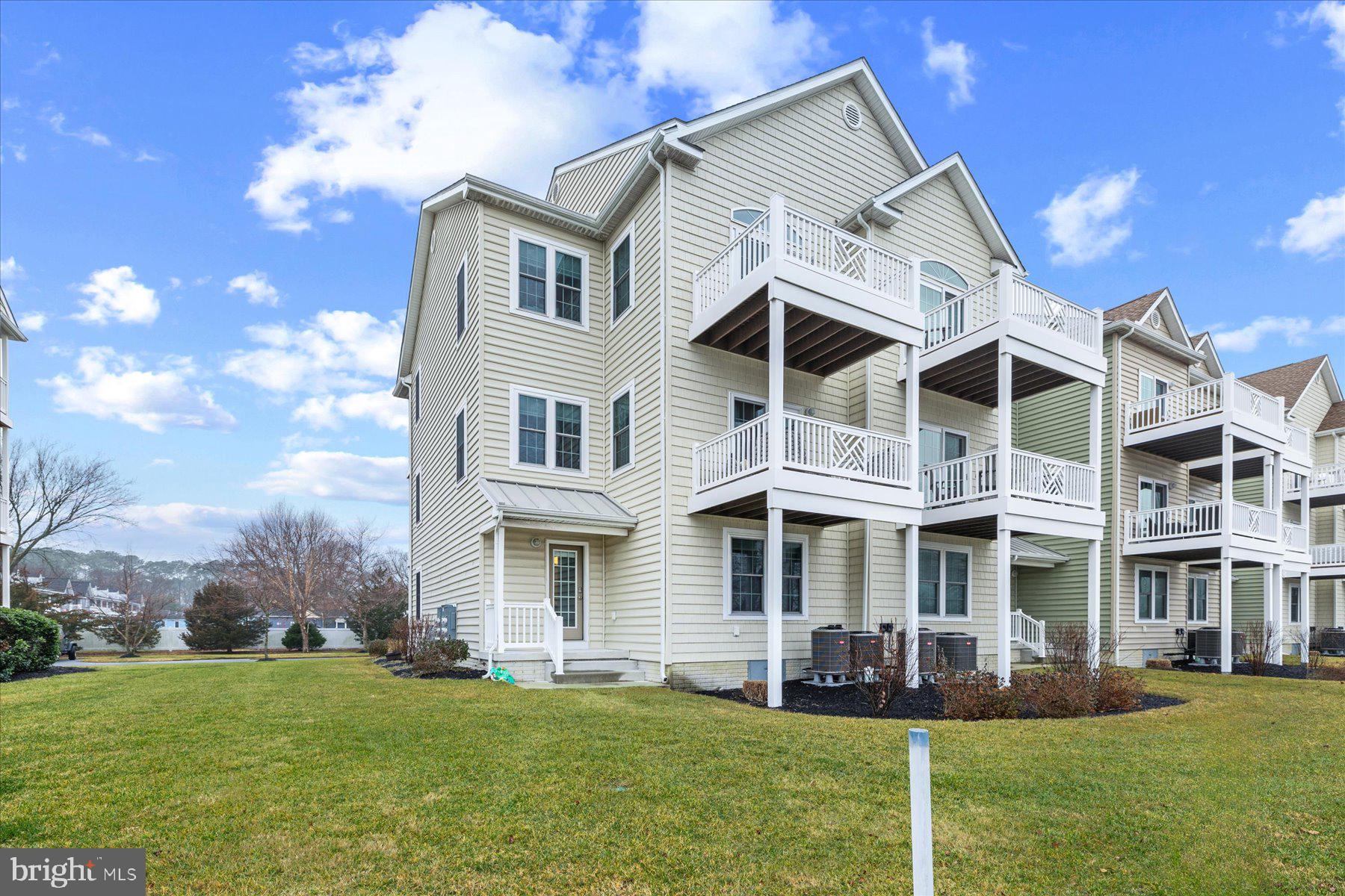 9823 GOLF COURSE ROAD 23