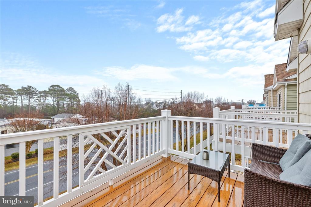 9823 GOLF COURSE ROAD 10