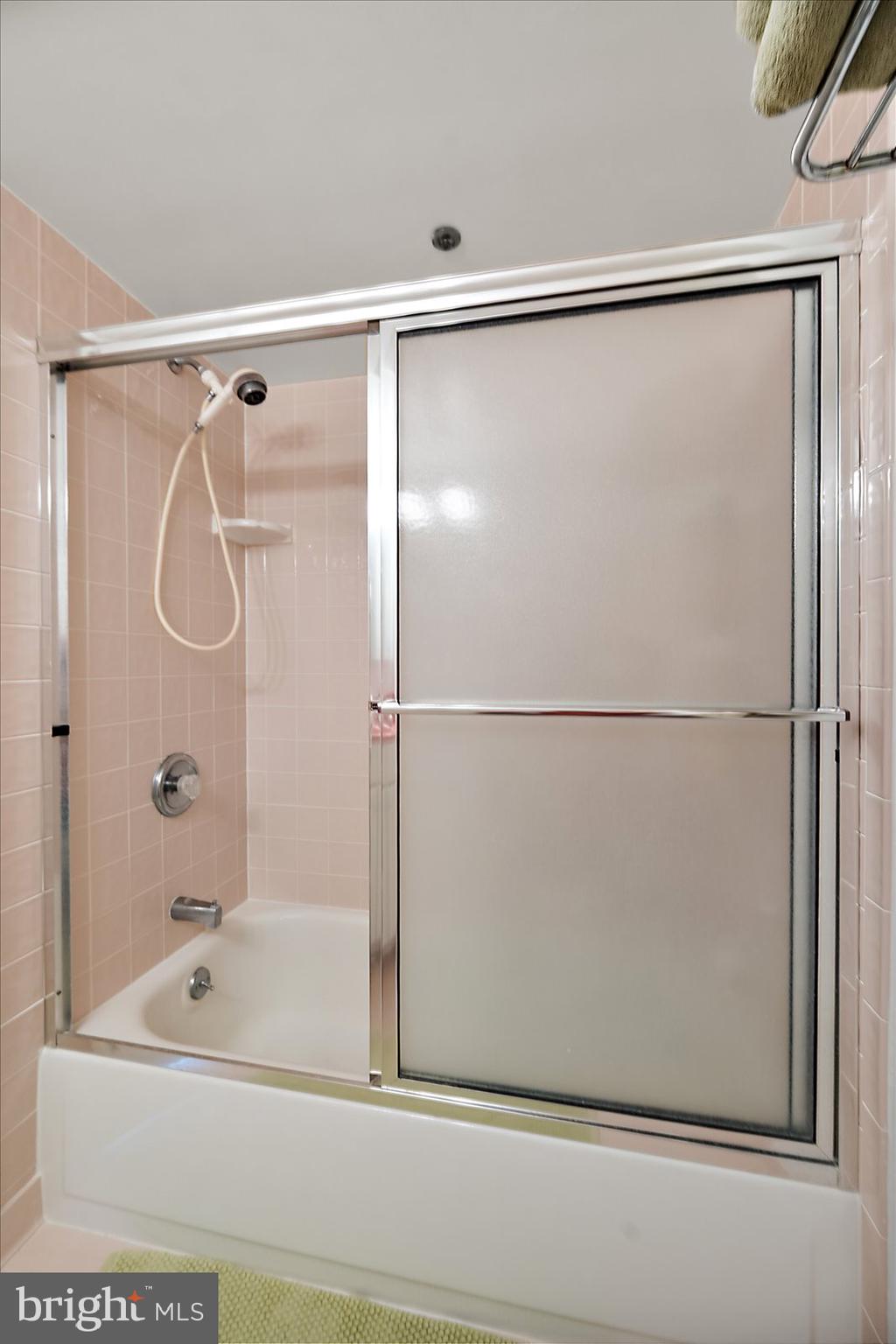 11000 COASTAL HIGHWAY 1607