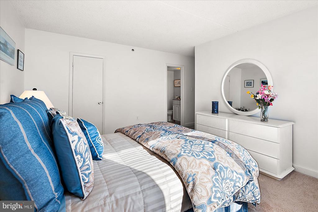 11000 COASTAL HIGHWAY 1607