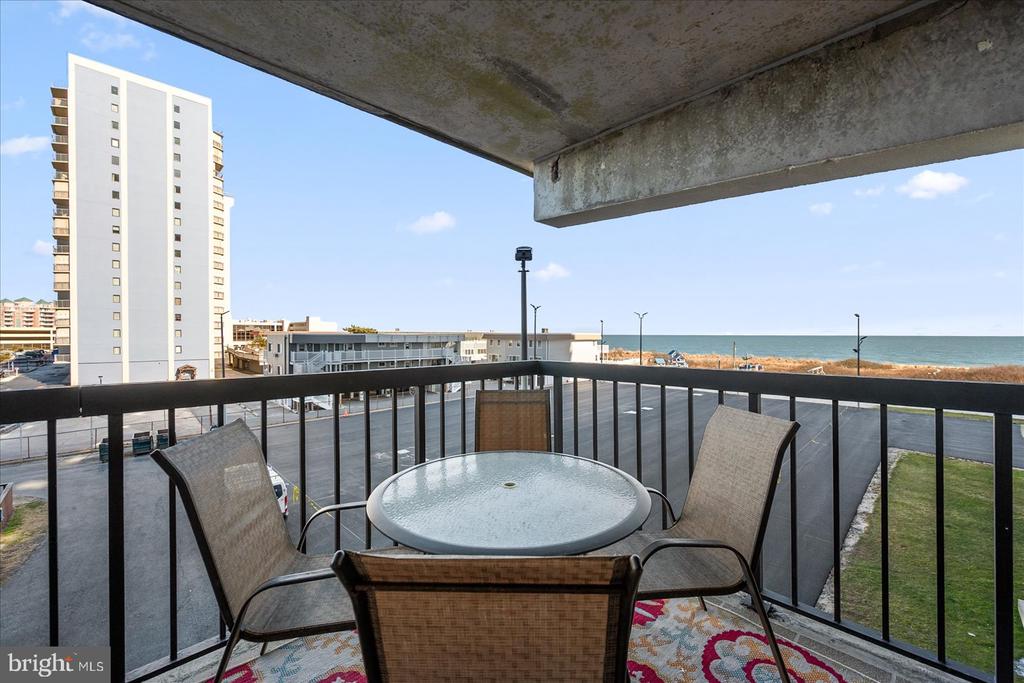 11500 COASTAL HIGHWAY 209