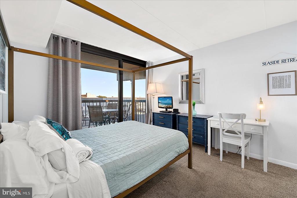 11500 COASTAL HIGHWAY 209