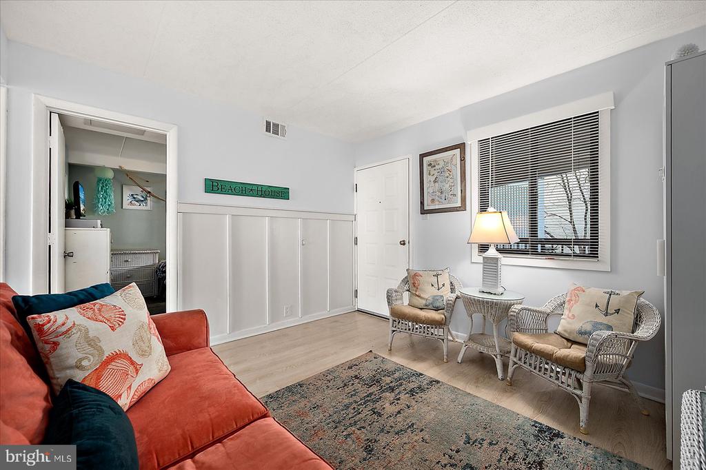 11500 COASTAL HIGHWAY 209
