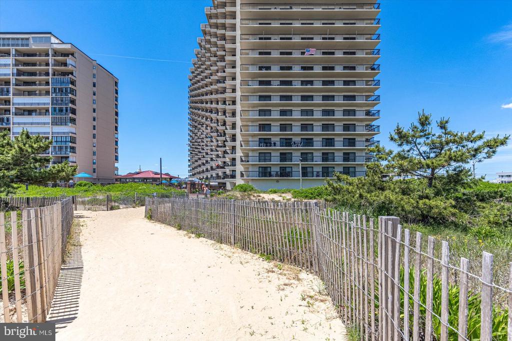 11500 COASTAL HIGHWAY 209