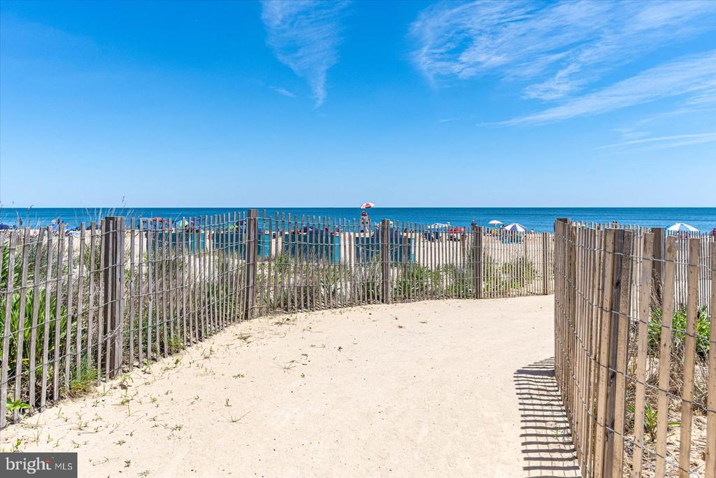 11500 COASTAL HIGHWAY 209