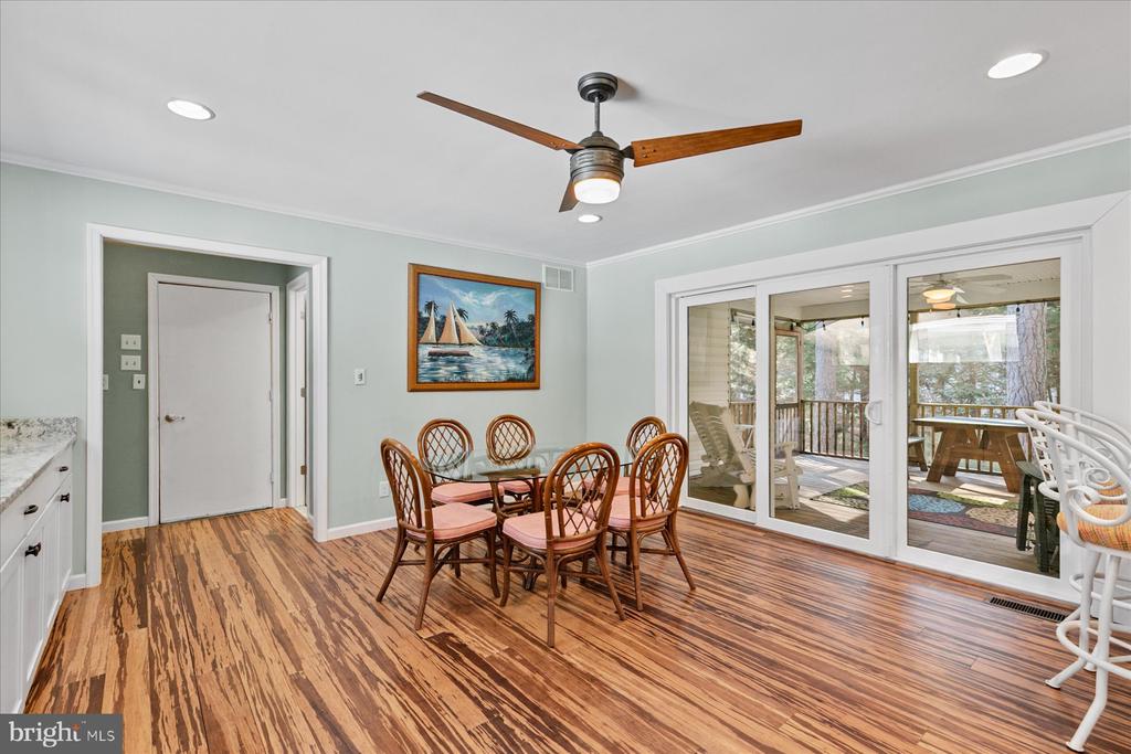 10 COVENTRY COURT