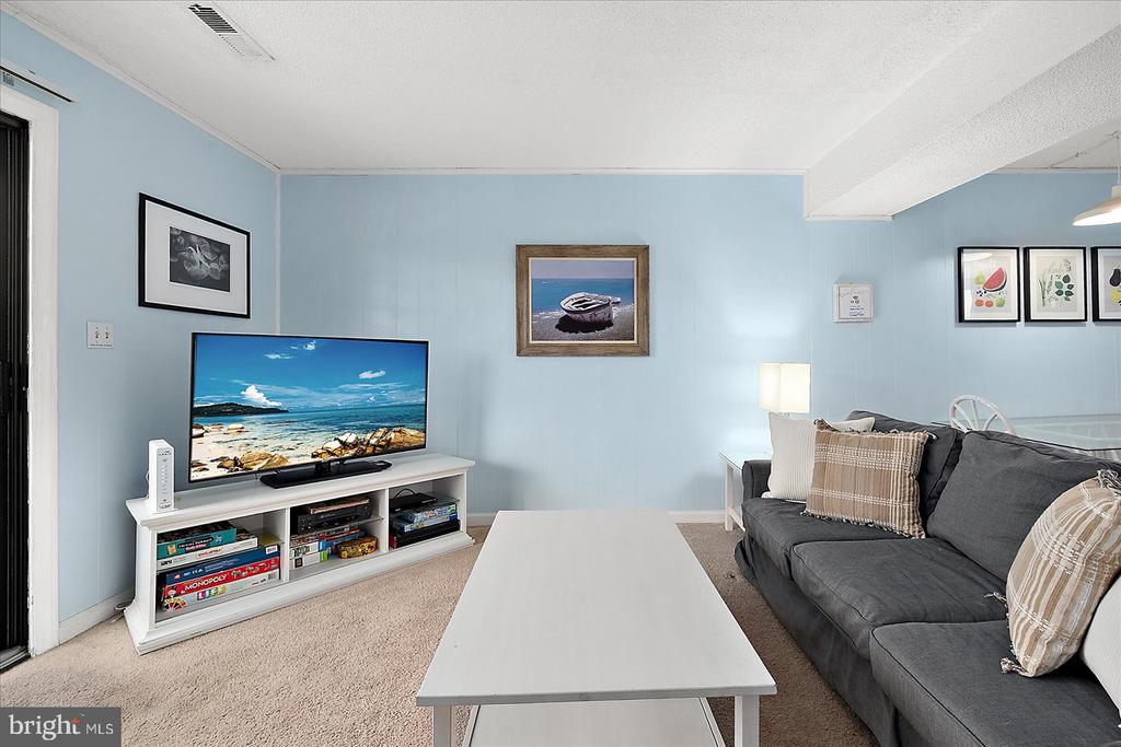 170 CAPTAINS QUARTERS ROAD 204