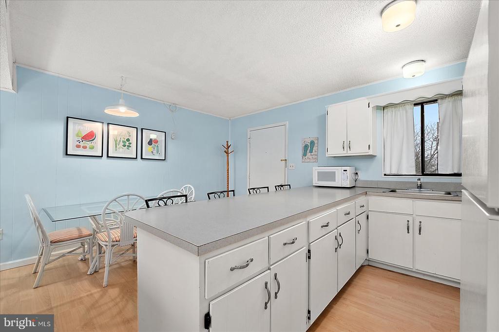 170 CAPTAINS QUARTERS ROAD 204
