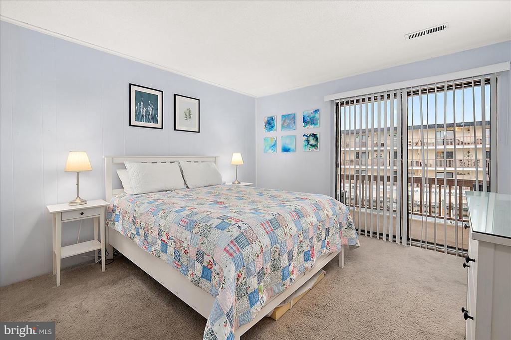 170 CAPTAINS QUARTERS ROAD 204