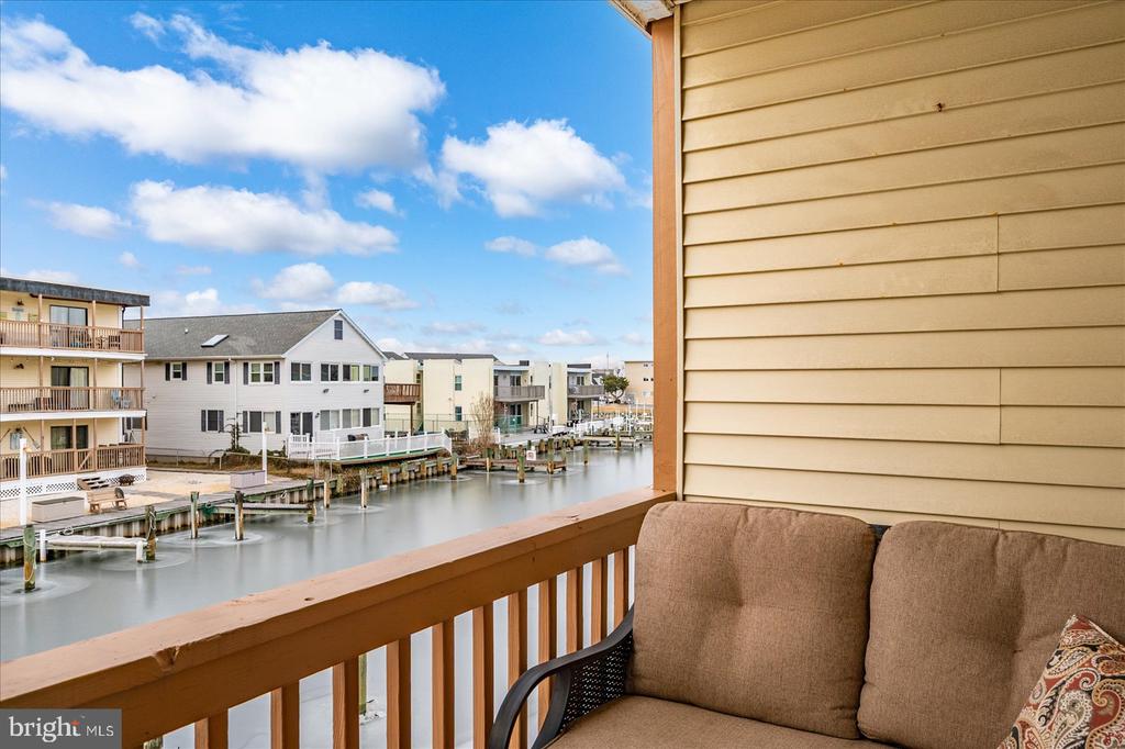 170 CAPTAINS QUARTERS ROAD 204