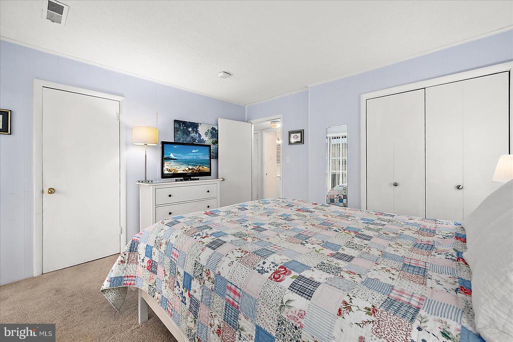 170 CAPTAINS QUARTERS ROAD 204