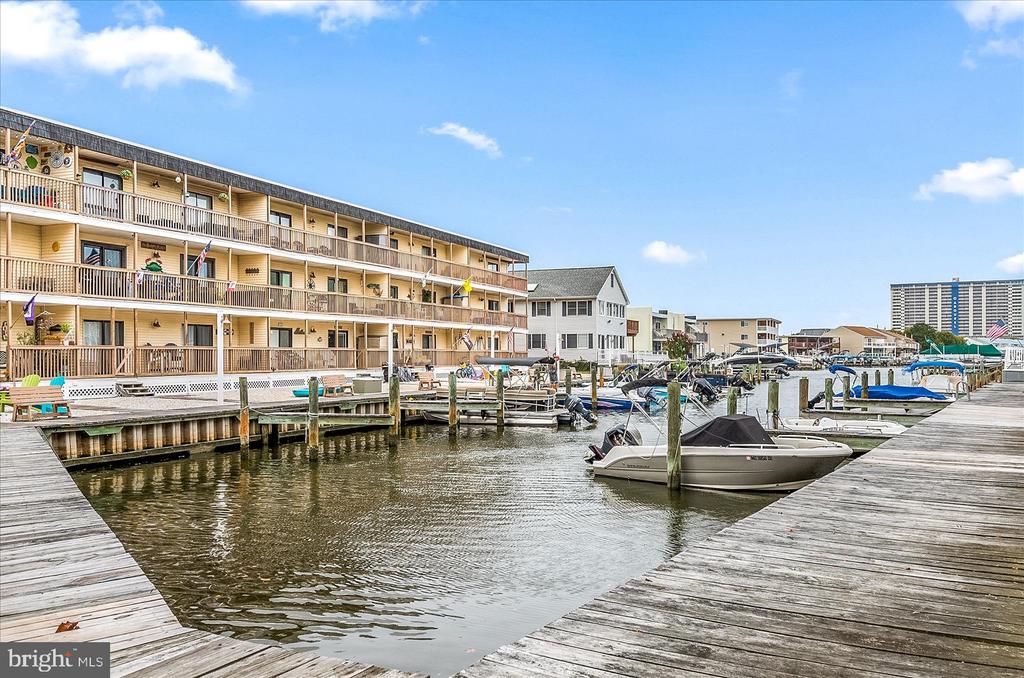 170 CAPTAINS QUARTERS ROAD 204