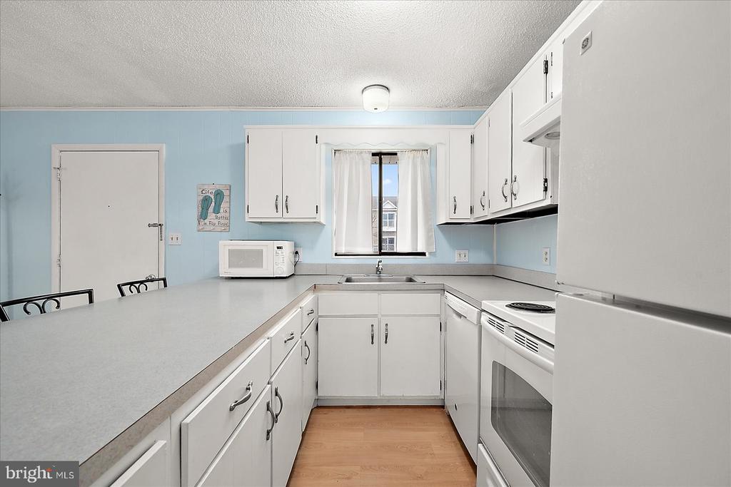 170 CAPTAINS QUARTERS ROAD 204
