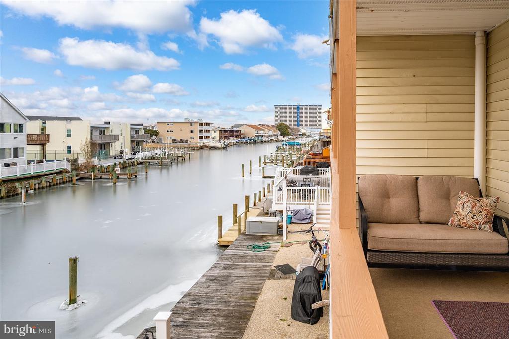 170 CAPTAINS QUARTERS ROAD 204