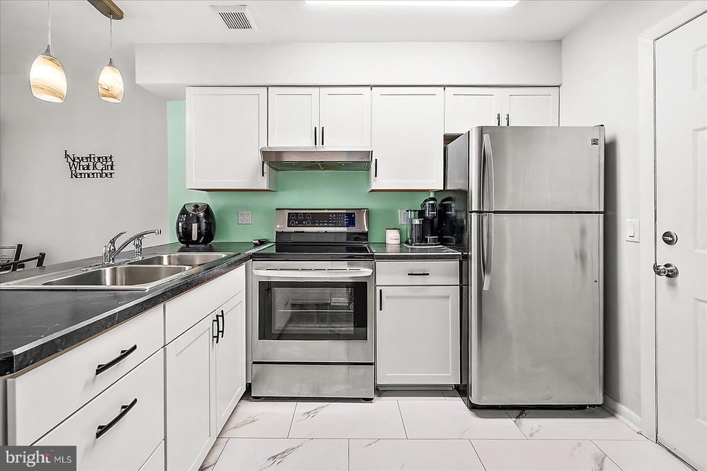 104 127TH STREET 35201