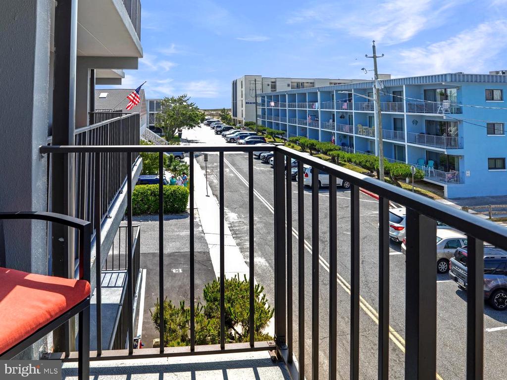 18 69TH STREET Unit: 9