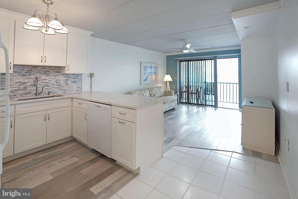 18 69TH STREET Unit: 9
