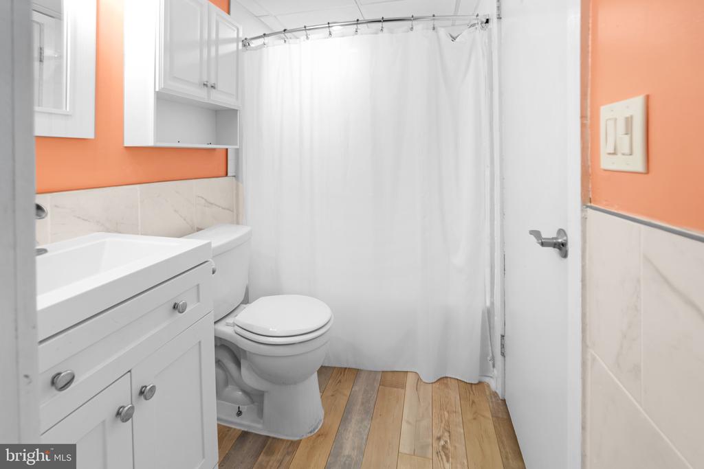 18 69TH STREET Unit: 9