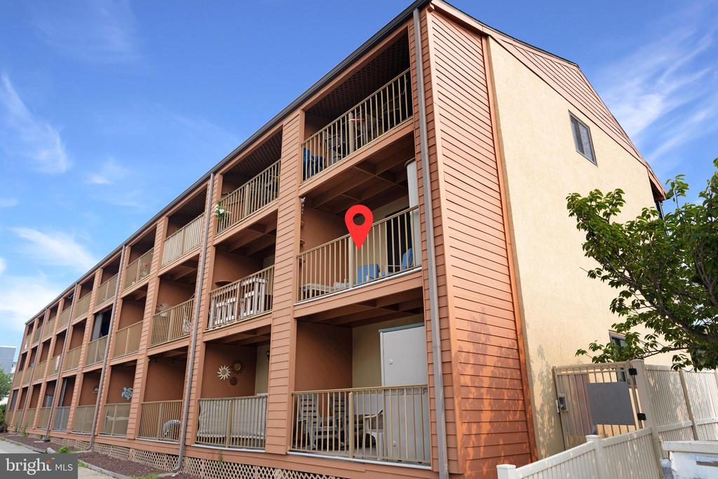 202 32ND STREET Unit: 210
