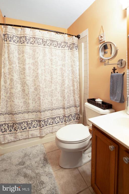 202 32ND STREET Unit: 210