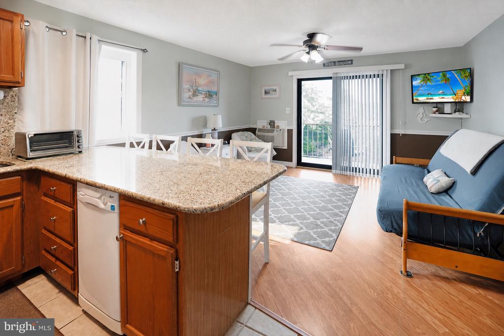 202 32ND STREET Unit: 210