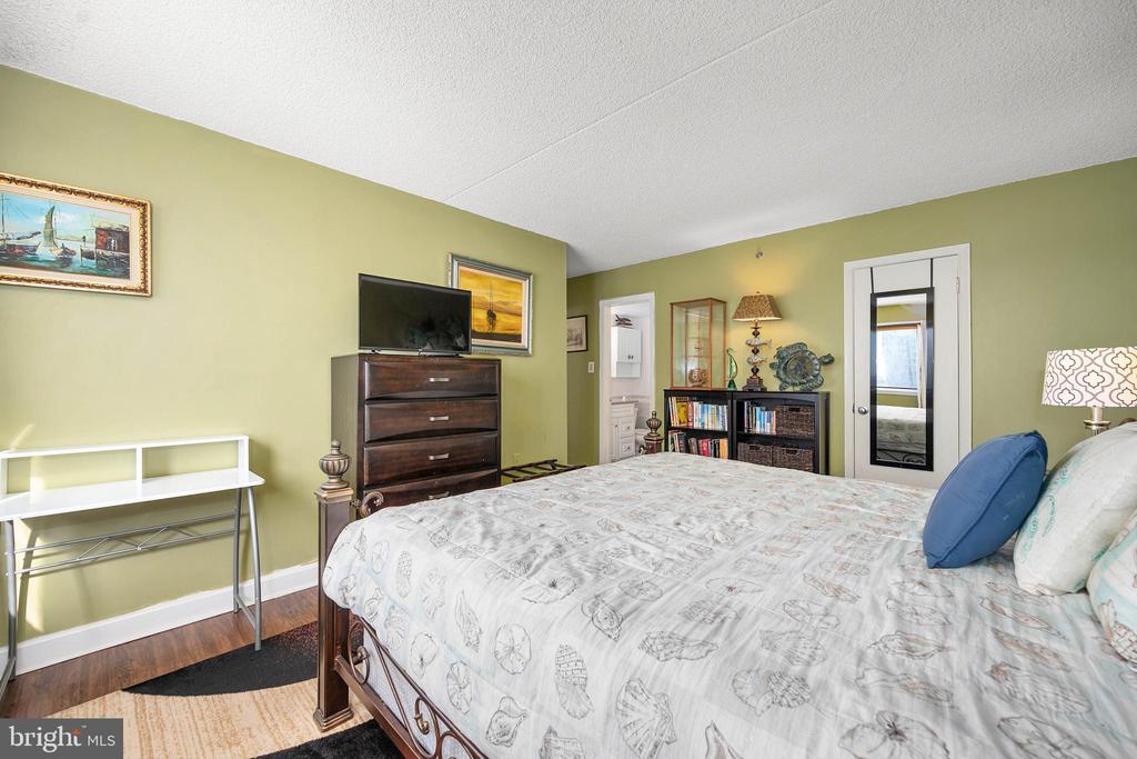 11000 COASTAL HIGHWAY Unit: 1105