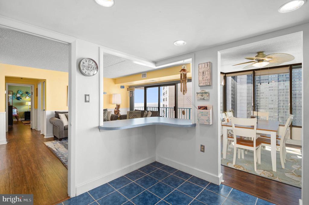11000 COASTAL HIGHWAY Unit: 1105