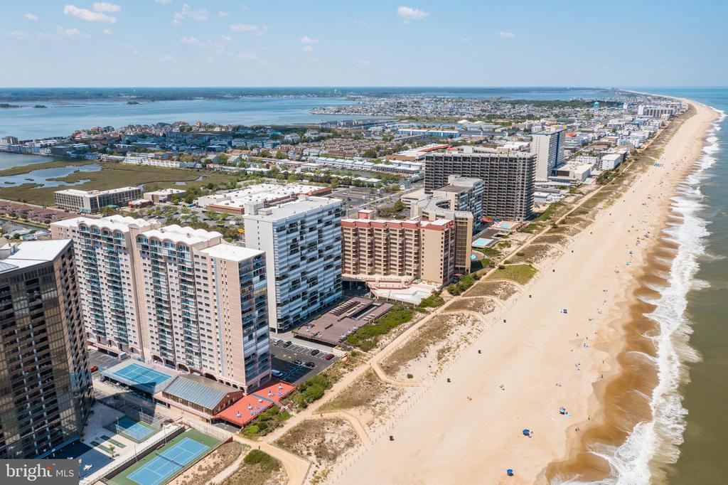 11000 COASTAL HIGHWAY Unit: 1105
