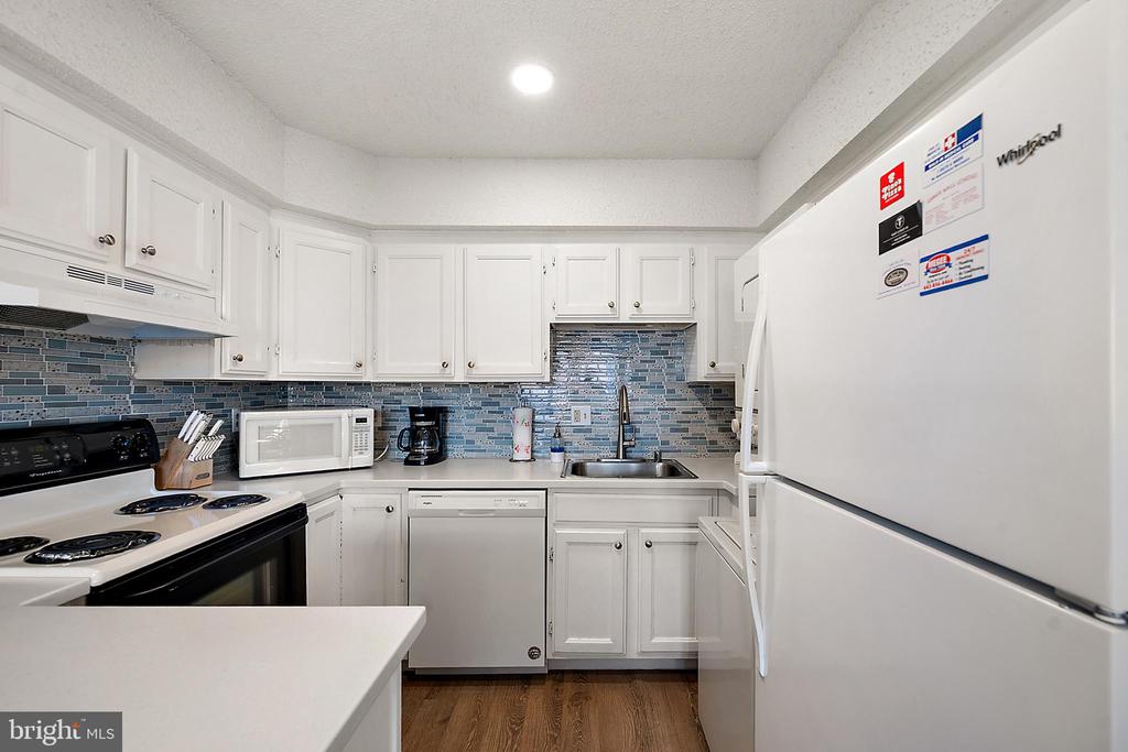 17 72ND STREET Unit: 21