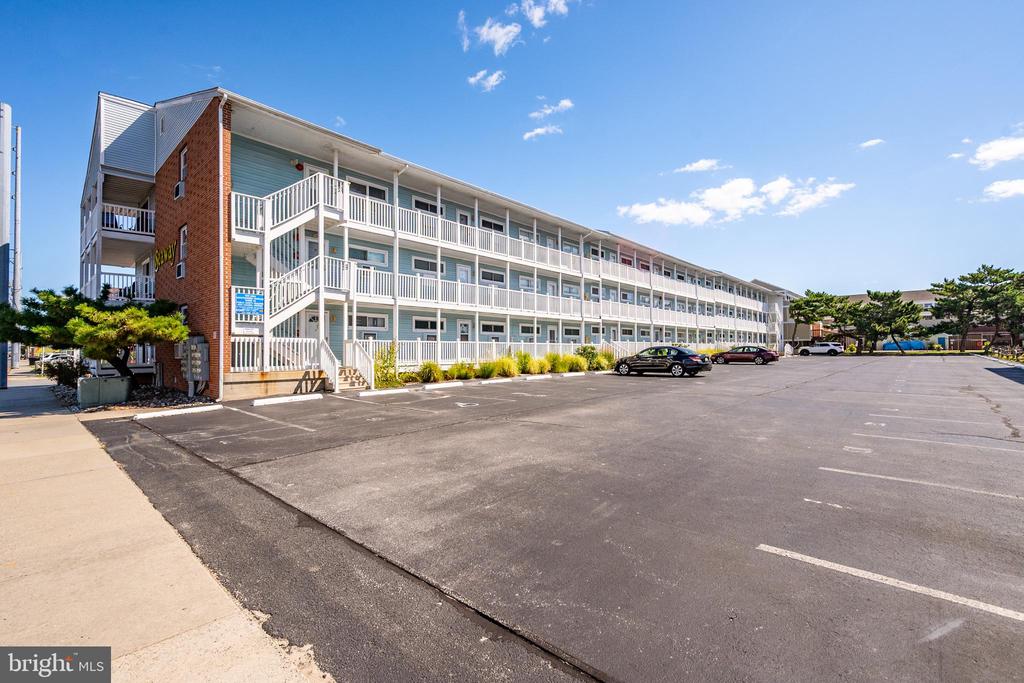 17 72ND STREET Unit: 21