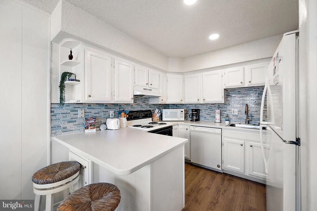 17 72ND STREET Unit: 21