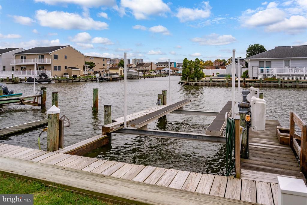 201 S HERON DRIVE Unit: C-12
