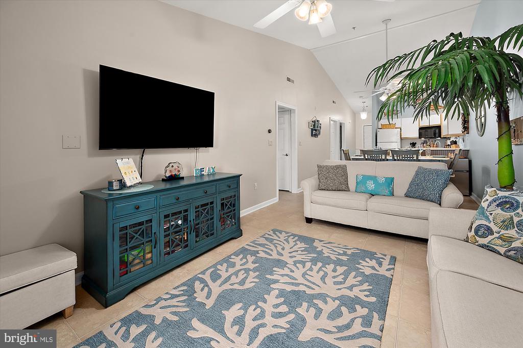 201 S HERON DRIVE Unit: C-12