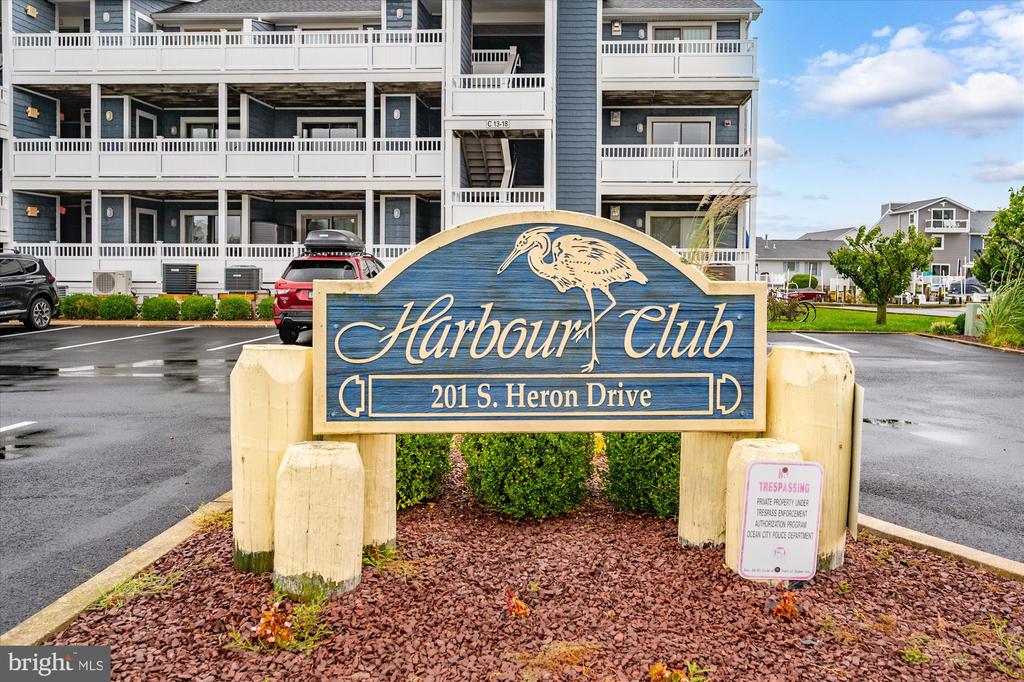 201 S HERON DRIVE Unit: C-12