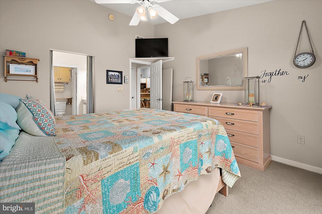 201 S HERON DRIVE Unit: C-12
