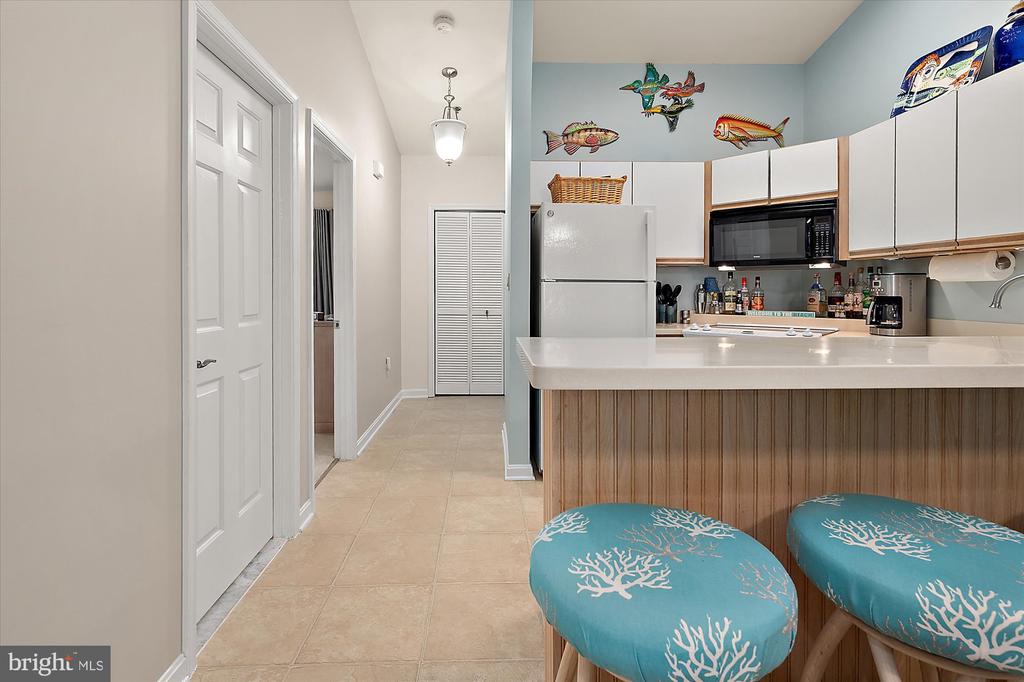 201 S HERON DRIVE Unit: C-12