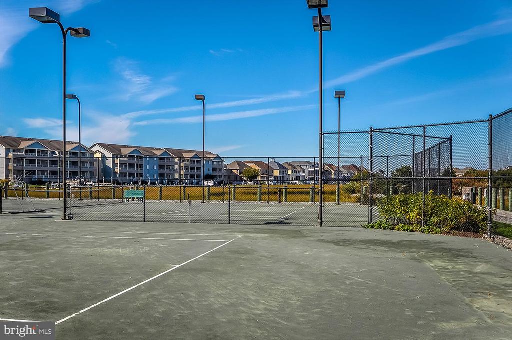201 S HERON DRIVE Unit: C-12